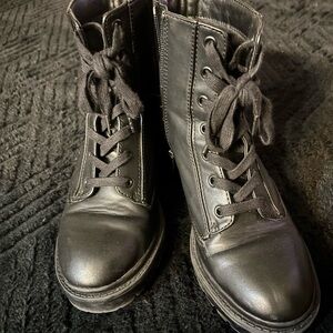 Black Lace-Up Women's Boots